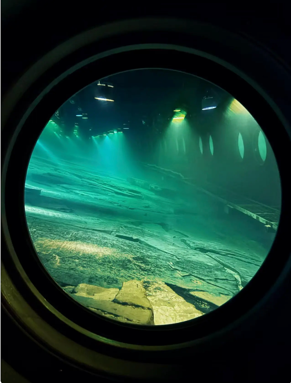 The underwater viewing window at Baiheliang on the Yangtze River